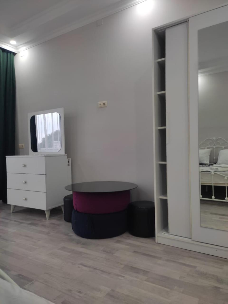Geno Guest House Kvariati Esterno foto